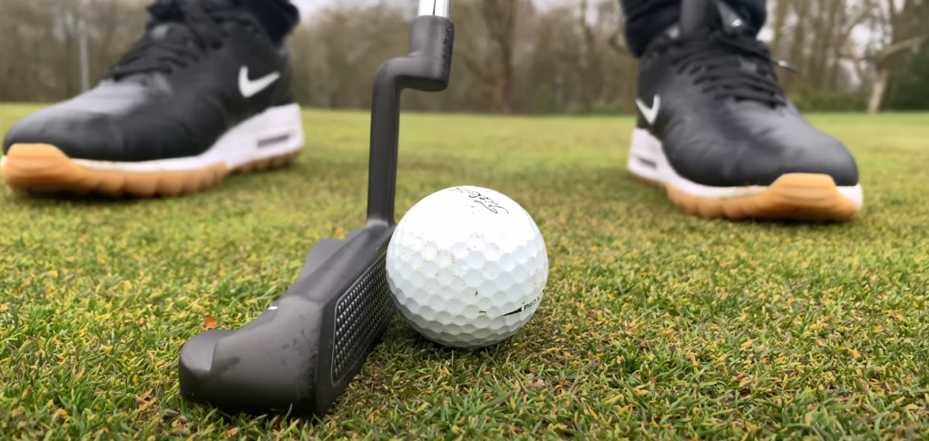 putter and ball